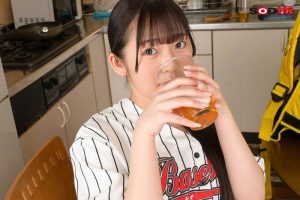 【VR】「恥ずかしいからこの泡は見ないで◆」可愛すぎるビールの売り子ちゃんと自宅で乾杯SEX！マン汁が泡になるまで激ピス騎乗位 葵みれい ｜13dsvr01441