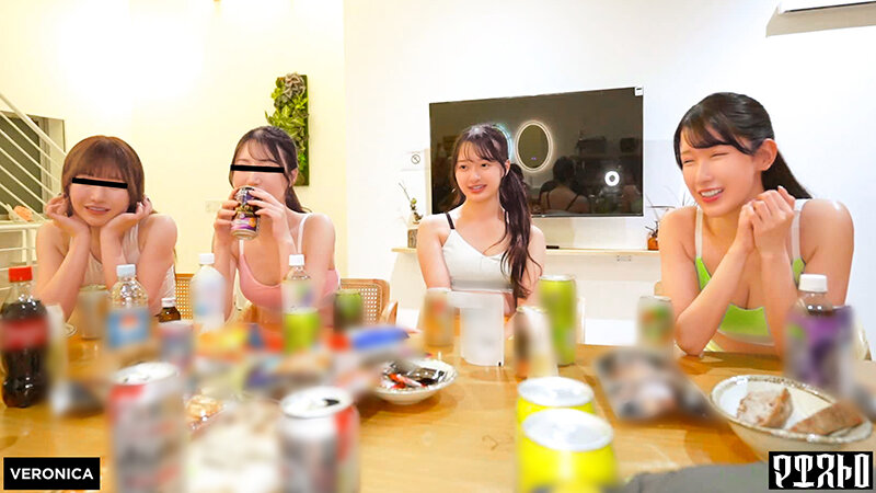 スタイル抜群で美意識高めの美女達と大乱交！汗香るピッチピチのレッスン着のまま生ハメ中出しSEX！【ひかる/かほ/りお/りん】Verひかる＆かほ ｜1vrnc00084