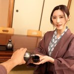 【VR】社員旅行の温泉宿で美人部下と声ガマン性交…でも宴会中に不倫で生はマズくない？ 森沢かな ｜2wpvr00228
