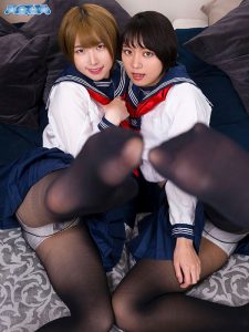 【VR】メスガキ女子校生二人に足蹴にされるパンストM性感 ｜aqube00033