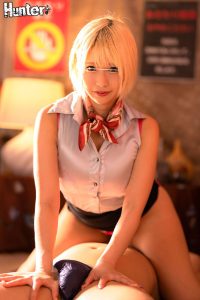 『えっ挿っちゃった？』布越し0.1mmのほぼゼロ距離誘惑してくる美人エステティシャン！お触り厳禁のメンズエステで勃起したらパンティ越しの…2 ｜huntb00632