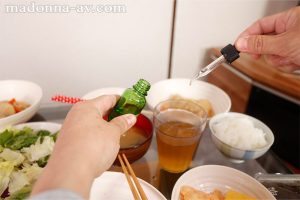 【VR】「アソコが疼いてどうしようもないの…」僕は大好きな叔母に毎日媚薬を盛り続けて…感度爆上げ！メス堕ち肉便器キメセクVR 平岡里枝子 ｜juvr00177