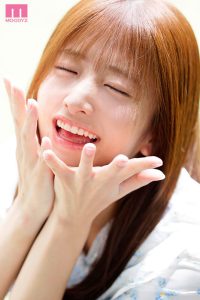 【VR】ドキッとする距離感 スッと懐に入ってくる人懐っこさ 圧倒的‘彼女感’ 真ヒロイン 川口桜 VR解禁 ｜mdvr00381