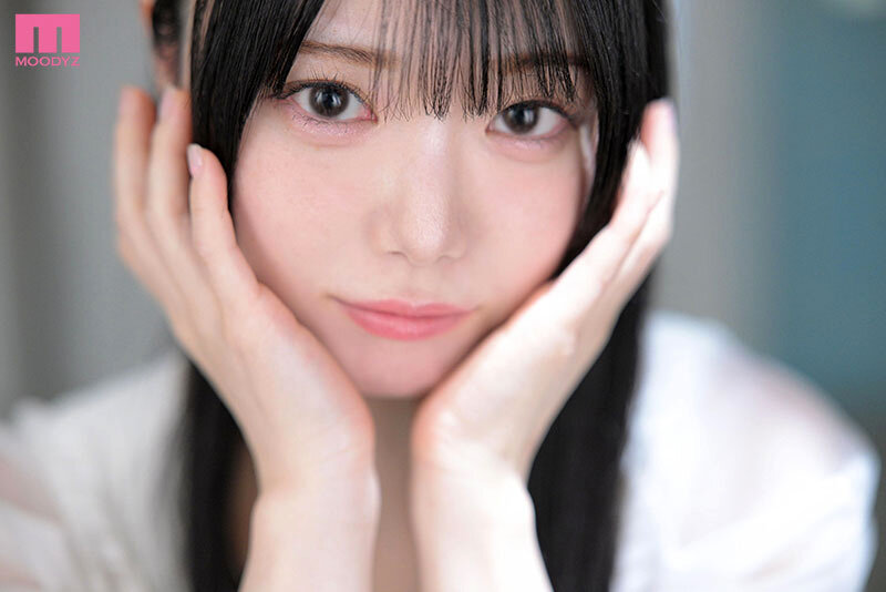 【VR】スターへの階段を駆けあげる現役女子大生×Hcupおっぱい 奥井千晴が普通の女の子に戻る初めてのドキドキお泊まりデート ｜mdvr00425