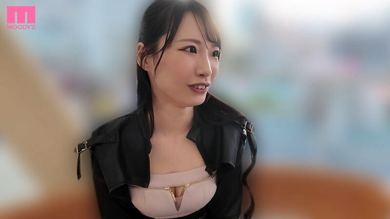 今日はお金いらないから一緒にいよっ 夜の顔しか知らないラウンジ嬢に誘われてお金も延長料金も発生しない制限の無い時間の中で朝から素顔丸出しデートその後、ホテルでひたすら中出ししまくった。 月野江すい ｜miab00311