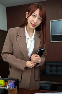 【VR】誠実な秘書のド変態なセルフイラマ 毎週金曜日。日々の努力の対価としてご褒美チ●ポを頂く、昼も夜も主従関係な僕たち。 弥生みづき ｜savr00511