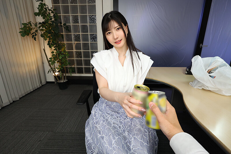 【VR】【8K VR】大学の後輩みずきが僕の会社に転職してきた理由 藍芽みずき ｜urvrsp00271