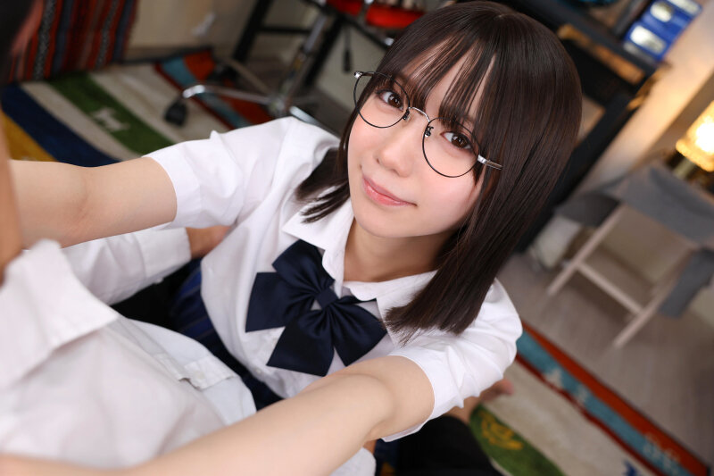 【VR】【8K】恋に染まって可愛くなっていく初彼女と、時間を掛けて愛を育む純情で濃密な初性行為 日向由奈 ｜urvrsp00513