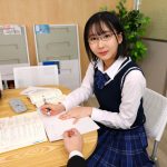 【VR】【8K】「こんな大きいおっぱい触っても平気なの？」巨乳に悩む教え子と、自信を持たせるために触ってあげたら想像以上の柔らか巨乳パイズリに勃起が収まらず中出ししまくった 由衣陽菜 ｜urvrsp00570