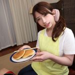 【VR】義弟のボクを過激ローライズで尻チラ誘惑 痴女兄嫁のドスケベ尻にたまらず手を出してしまうボクとの妊活SEX 大浦真奈美 ｜vrkm00778